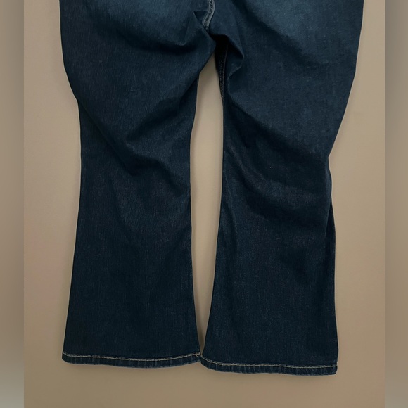 {Torrid} Luxe Slim Boot Jeans in Blue - Womens 24 - Picture 6 of 11